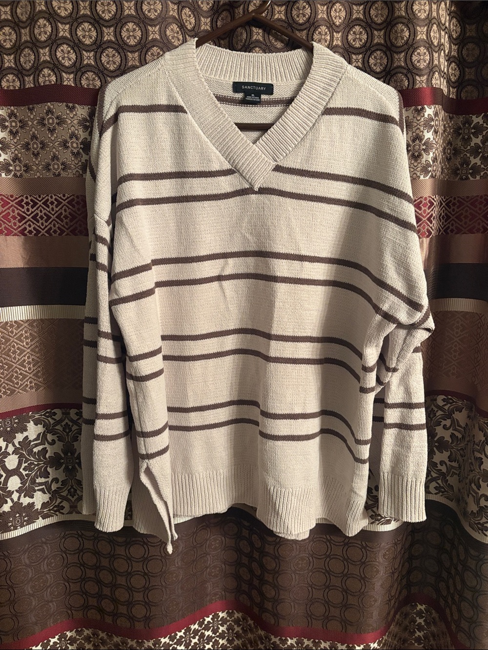 Sanctuary women’s Cream V-Neck Stripe Sweater